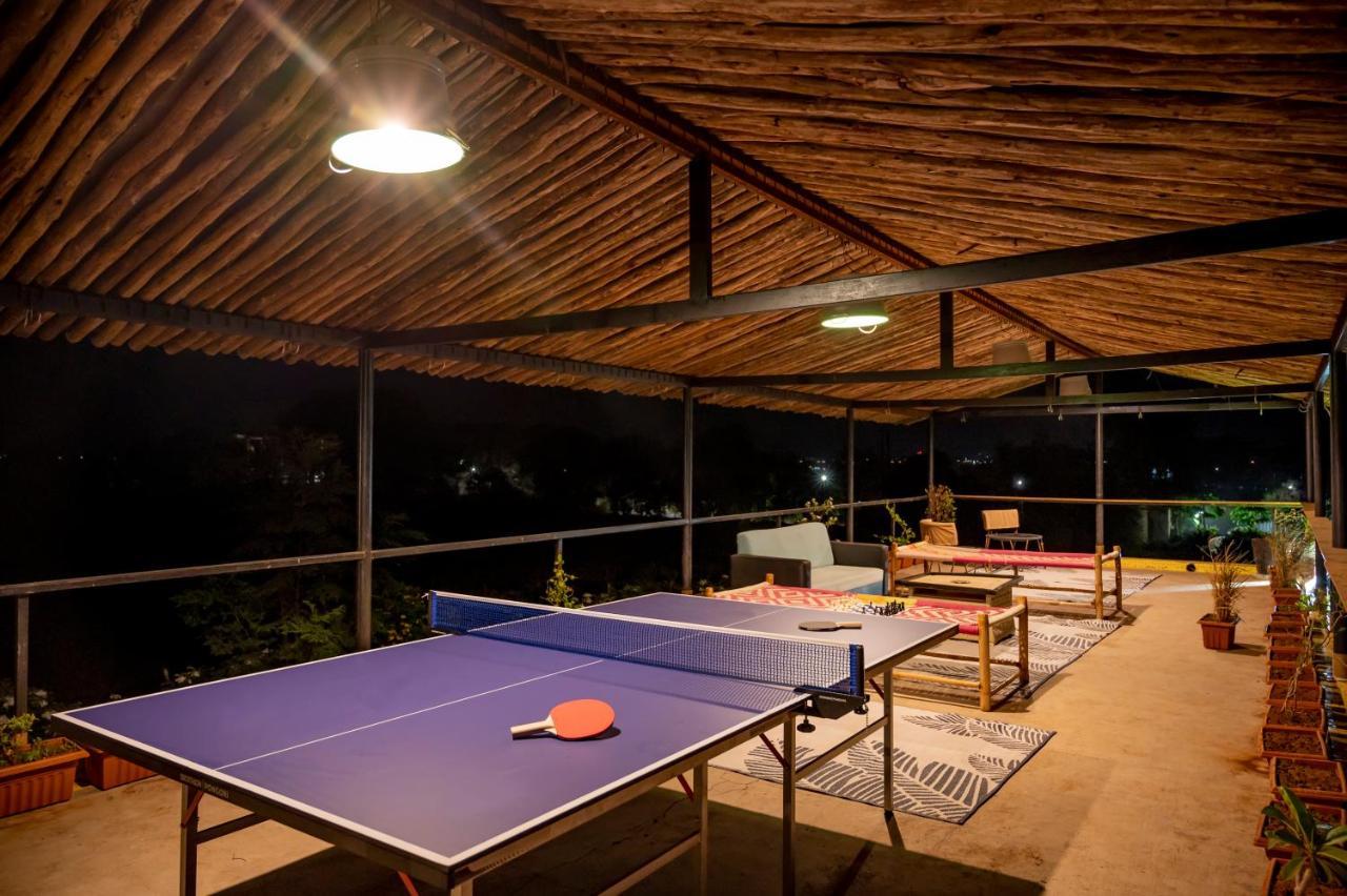 Saffronstays Onellaa, Nashik - Infinity Pool Villa Surrounded By A Vineyard Kültér fotó
